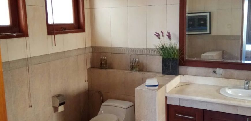 Kode : 16657 (Js/Jm), Dijual rumah Mampang prapatan, luas 300 meter, Jakarta selatan
