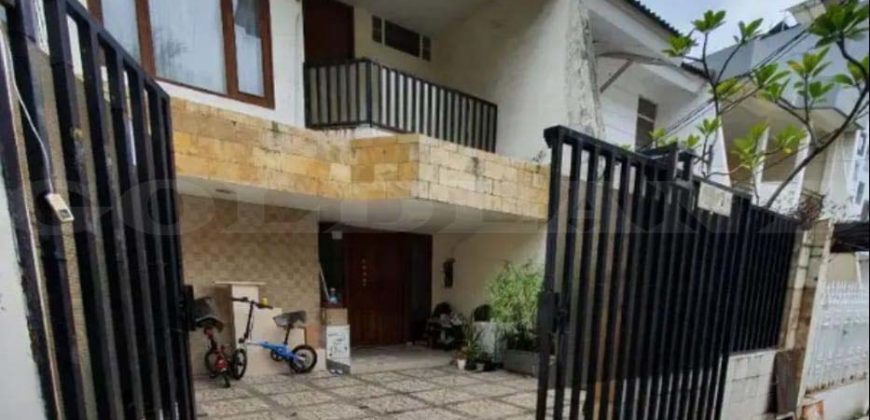 KODE :16752(Dj) Rumah Dijual Kelapa Gading, Semi Furnish, Luas 6×20 Meter, Jakarta utara