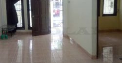 Kode : 16555 (Si/Yg), Disewa rumah TSA,luas 102 meter (6×17 m2), jakarta Utara