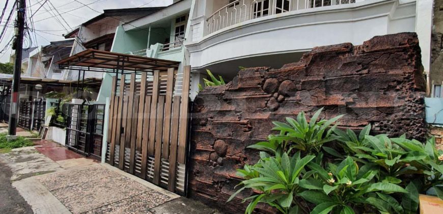 Kode : 16750 (Sh), Dijual rumah kelapa gading, Luas 102 meter (6×17 m2), jakrta Utara