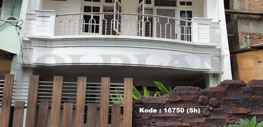Kode : 16750 (Sh), Dijual rumah kelapa gading, Luas 102 meter (6×17 m2), jakrta Utara