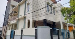 Kode : 16419 (Dj), dijual rumah kelapa gading, Luas 140 meter (10×14 m2), Jakarta Utara