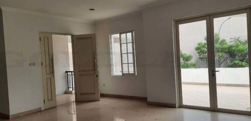 Kode : 16025 (Si/Jm), Dijual rumah sunter, Luas 185 meer, Jakarta utara