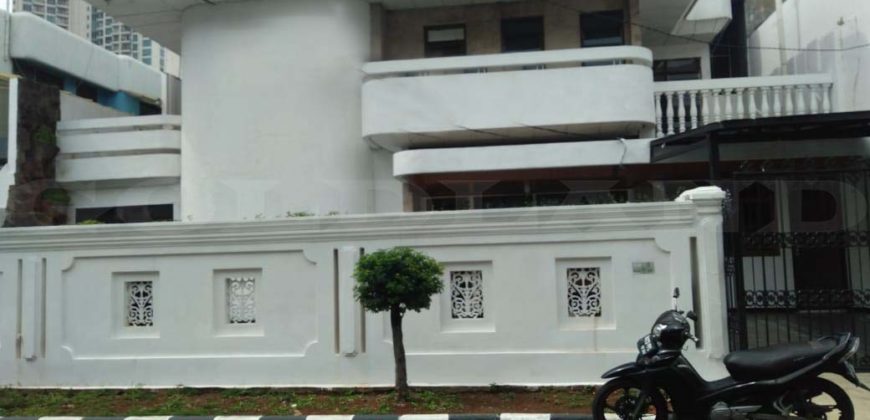 Kode : 16744 (Dj), Dijual rumah ancol, luas 320 meter (16×20 m2), jakarta Utara