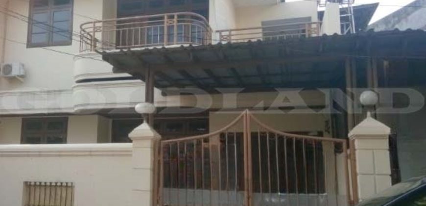 Kode : 17011 (Br/Fd/At), Dijual/sewa rumah sunter, Luas 225 meter (10×22.5 m2), jakarta Utara
