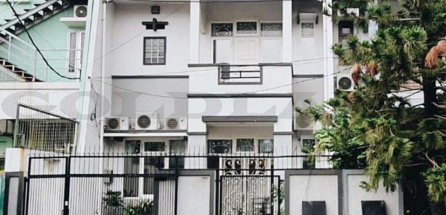 Kode : 17001 (Dj), Dijual rumah kelapa gading, Luas 140 meter (7×20 m2), Jakarta Utara