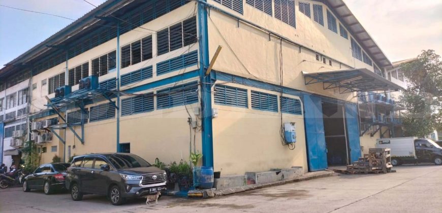 Kode : 16861 (Bn), Dijual Gudang Yos sudarso, tanjung Priuk , Luas 480 meter , jakarta Utara