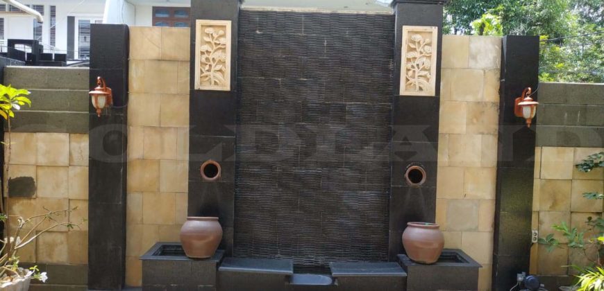 Kode : 17075 (Js), Dijual Rumah sunter, Luas 210 meter, jakarta Utara
