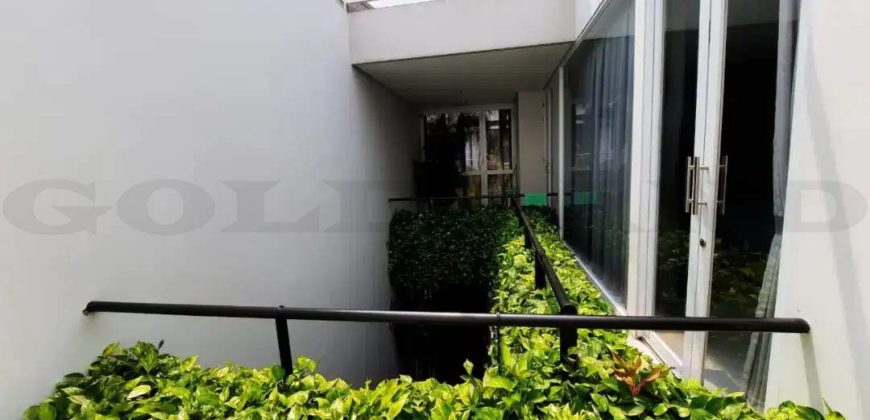 Kode : 17117 (Si), Dijual Rumah sunter, Luas 170 eter (10×17 m2), jakarta Utara