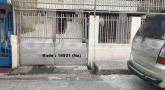 Kode : 16931 (Ha), Disewa Rumah Kebon jeruk, Luas 144 meter (8×18 m2), Jakarta Barat