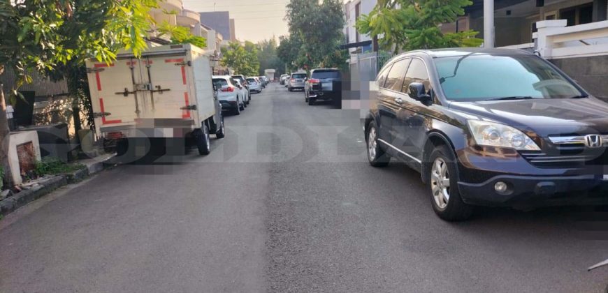 Kode : 17289 (Bn), Dijual Rumah sunter, Luas 175 meter (10×17.5 m2), Jakarta Utara