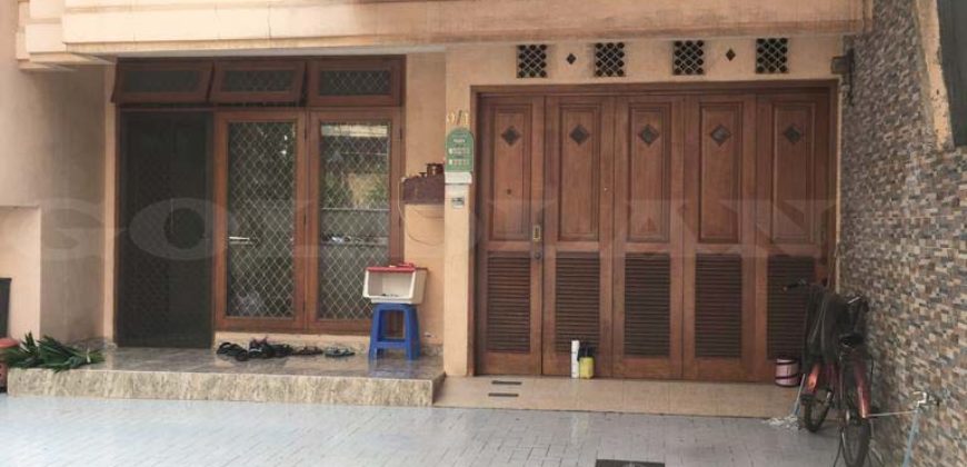 Kode : 17033 (Ta), Dijual Rumah sunter, Luas 306 meter, jakarta Utara