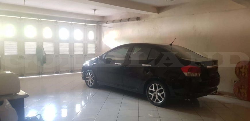 Kode : 16778 (Fd/Br), Dijual Rumah Kelapa gading, Luas 420 meter (21×20 m2), jakarta Utara