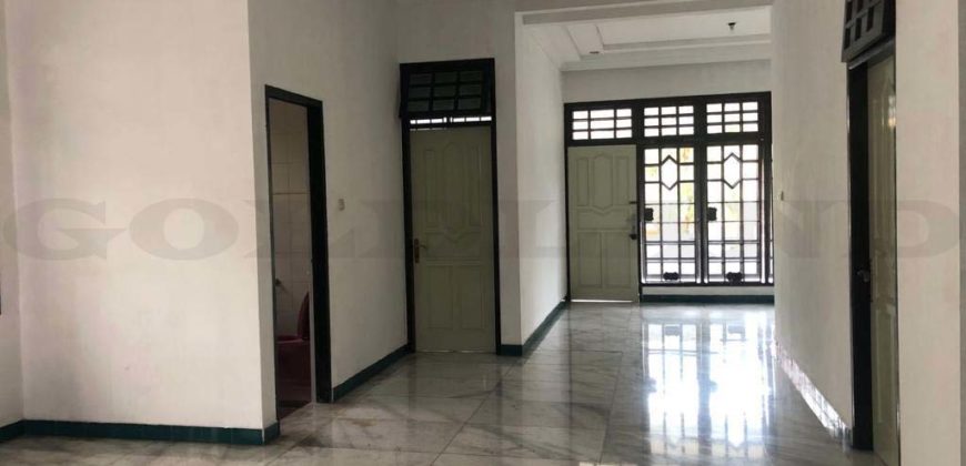 Kode : 16787 (Jm), Disewa Rumah sunter, Luas 300 meter (12×25 m2), Jakarta Utara