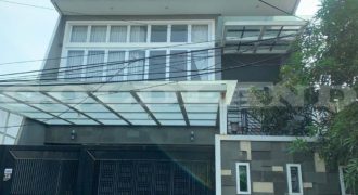 Kode : 17443 (Li), Dijual Rumah Kelapa gading, Luas 180 meter (10×18 m2), Jakarta Utara