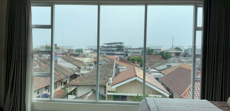 Kode : 17443 (Li), Dijual Rumah Kelapa gading, Luas 180 meter (10×18 m2), Jakarta Utara