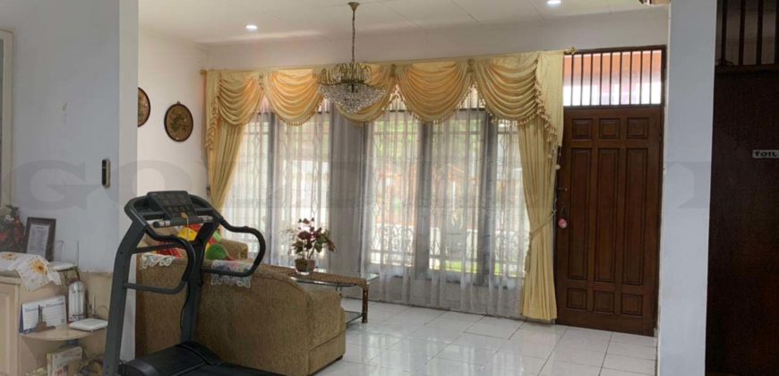 Kode : 13922 (Jm), Dijual Rumah sunter, Luas 180 meter (10×18 m2), jakarta Utara