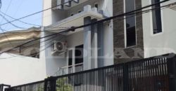 Kode : 17000 (Si), Dijual Rumah sunter, Luas 162 meter (9×18 m2), Jakarta Utara