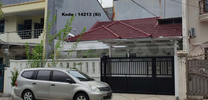 Kode : 14213 (Si), Disewa Rumah sunter, Luas 180 meter (10×18 m2), Jakarta Utara