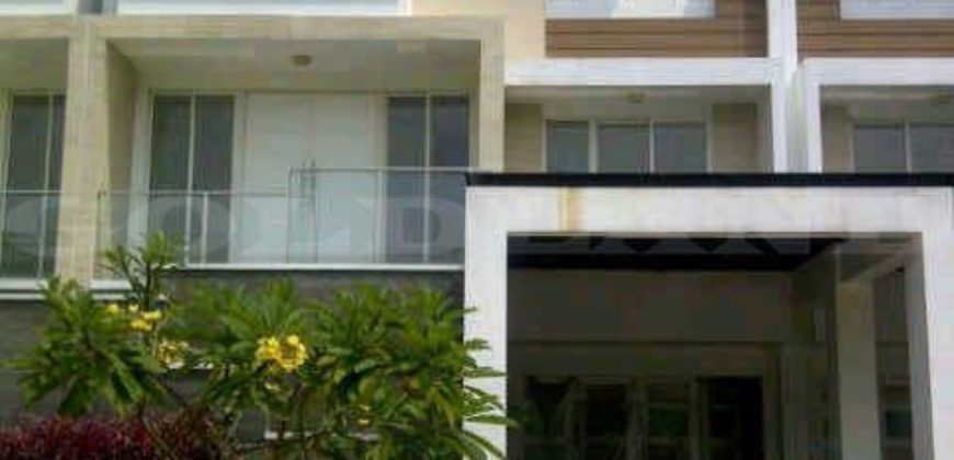 Kode : 17470 (Jm), Dijual Rumah kemayoran, Luas 200 meter (8×25 m2), jakarta Pusat