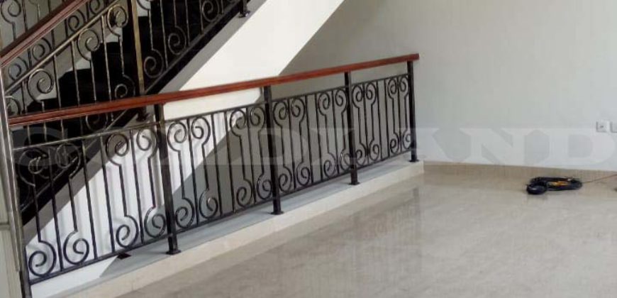 Kode : 17470 (Jm), Dijual Rumah kemayoran, Luas 200 meter (8×25 m2), jakarta Pusat