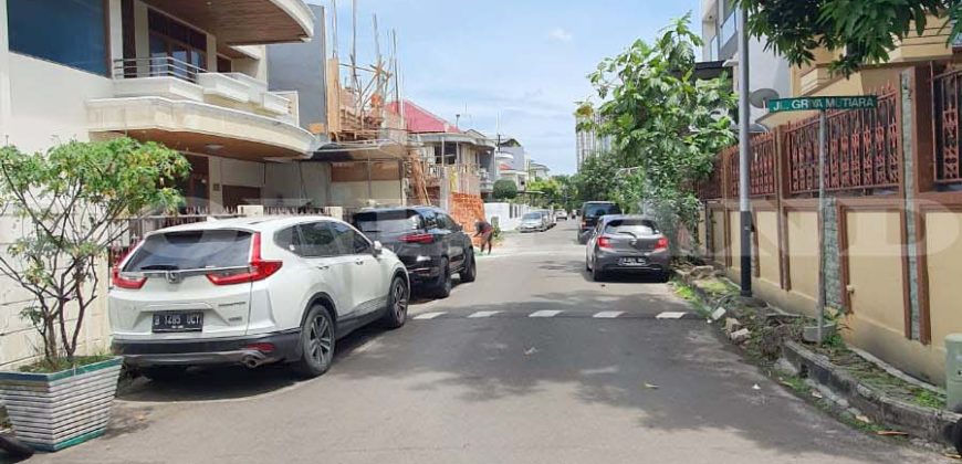 Kode : 17490 (Jm), Dijual Rumah sunter, Luas 331.2 meter (18×18.4 m2), Jakarta Utara