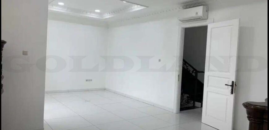 Kode : 17698 (Dj), Dijual Rumah kelapa gading, Luas 180 meter (10×18 m2), Jakarta Utara