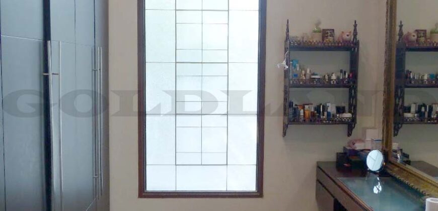 Kode : 17487 (Jm), Dijual Rumah kemang, uas 905 meter, Jakarta Selatan