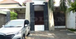 Kode : 17487 (Jm), Dijual Rumah kemang, uas 905 meter, Jakarta Selatan