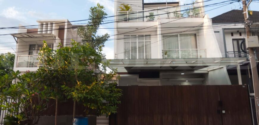 Kode : 17178 (Dj), Dijual Rumah cilincing, Luas 217.8 meter, Jakrta Utara