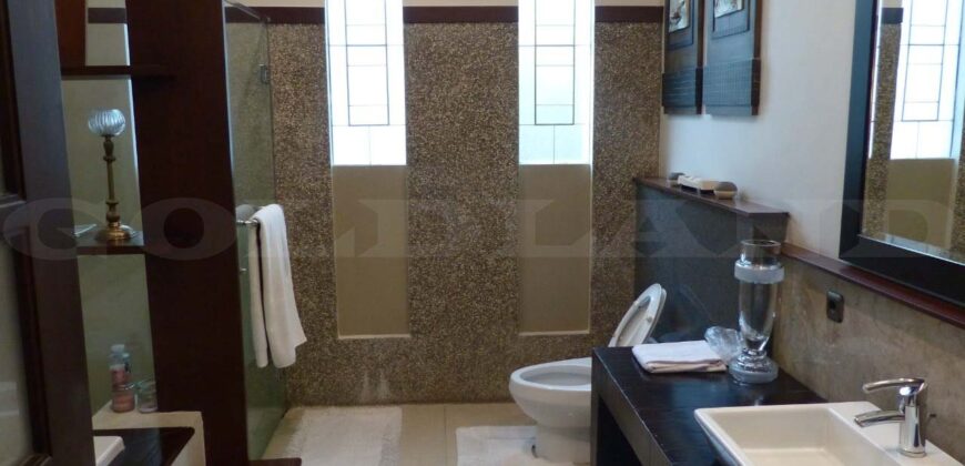 Kode : 17487 (Jm), Dijual Rumah kemang, uas 905 meter, Jakarta Selatan
