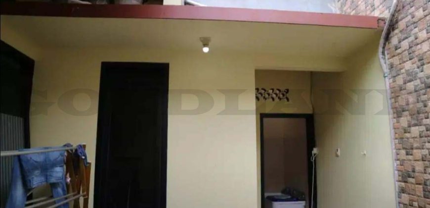 Kode : 17682 (Ta), Dijual rumah kebayoran, Luas 105 meter, Jakarta Selatan