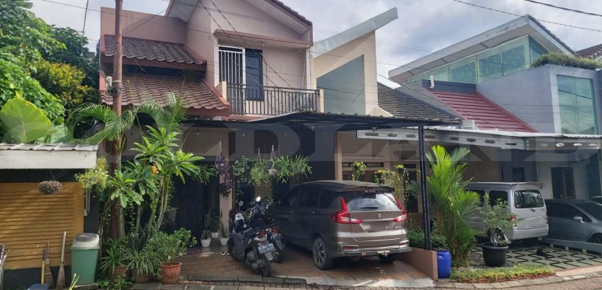 Kode : 17682 (Ta), Dijual rumah kebayoran, Luas 105 meter, Jakarta Selatan