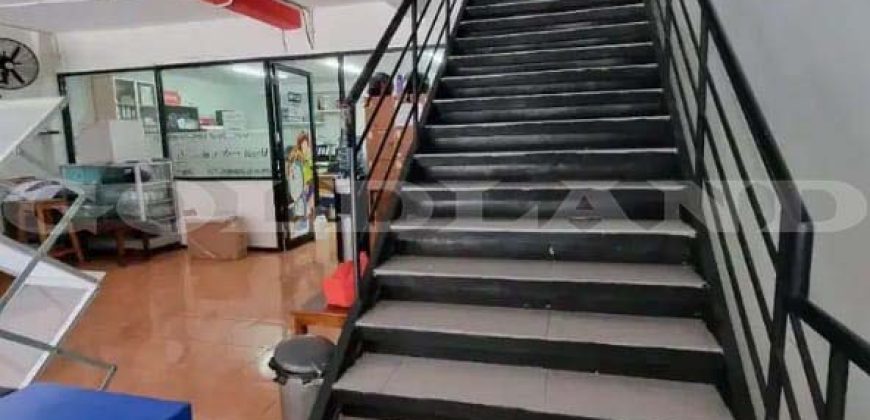 Kode : 17186 (Dj), dijual gedung pluit, Luas 168 meter (8×21 m2), jakarta Utara