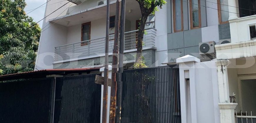 Kode : 17191 (Dj), Dijual Rumah rawamangun, Luas 192 meter, jakarta Pusat