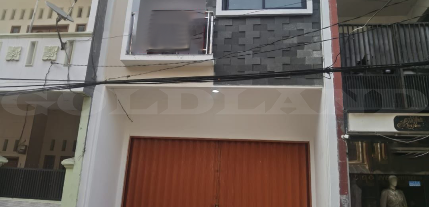 Kode : 17547 (Ha/Jm), Dijual rumah Galur, Luas 54 meter (4.5×12 m2), jaakarta Pusat