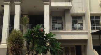 Kode : 05117 (Ha), Dijual/sewa rumah kelapa gading, Luas 90 meter (6×15 m2), jakarta utara