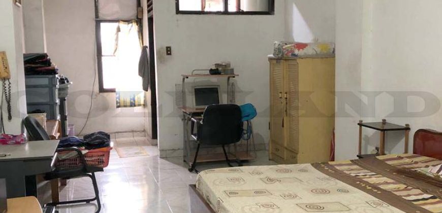 Kode : 17888 (Ta), Dijual rumah pinangsia, Luas 135 meter (4.5×30 m2), jakarta barat