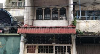 Kode : 17888 (Ta), Dijual rumah pinangsia, Luas 135 meter (4.5×30 m2), jakarta barat