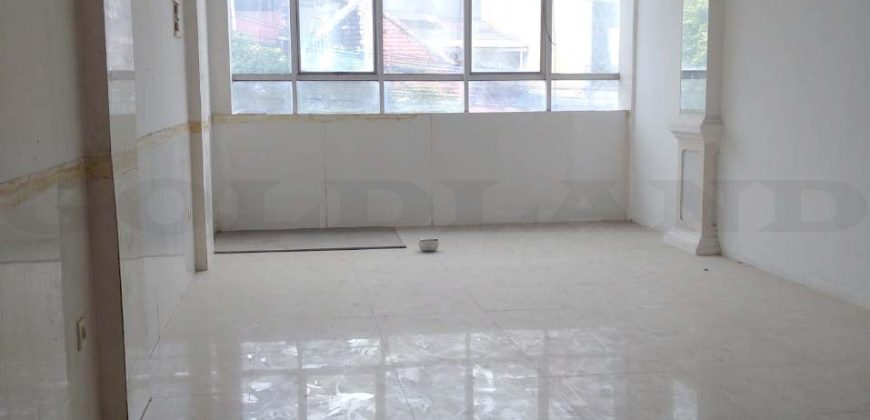 Kode : 17950 (Yg/Si), Disewa Ruko gambir, Luas 80 meter (4×20 m2), jakarta Pusat