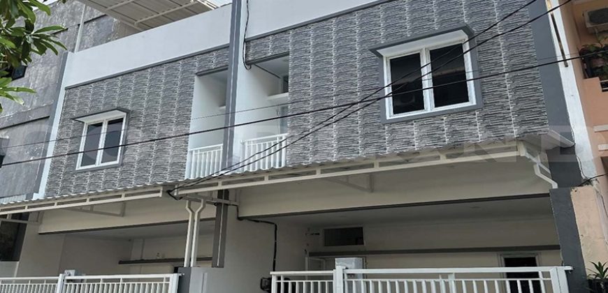 Kode : 17476 (Fd/Br), Dijual rumah Grogol, Luas 65 meter (5×13 m2), jakarta barat