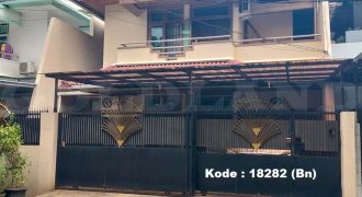 Kode : 18282 (Bn), Dijual rumah sunter, Luas 200 meter (10×20 m2), Jakarta Utara