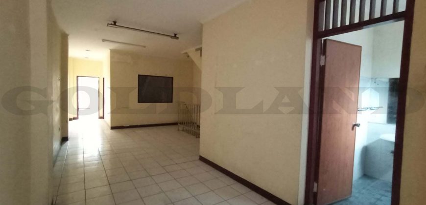 Kode : 17638 (Ta/DJ), Dijual ruko pasar baru, luas 84.6 meter (4.7×18 m2), Jakarta Pusat