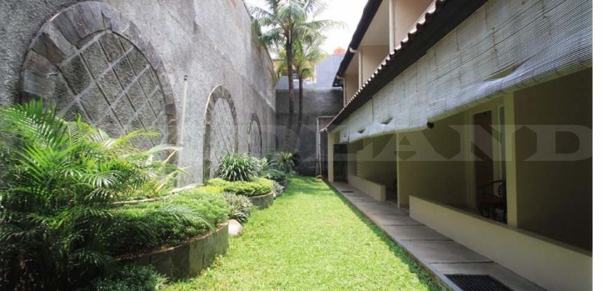 Kode : 18232 (Ad), Dijual rumah pasar minggu, Luas 1300 meter, jakarta Selatan