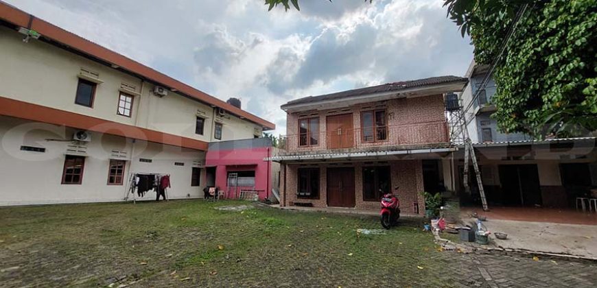 Kode : 18259 (Su/Ad), Dijual rumah margonda, Luas 2700 meter, Depok