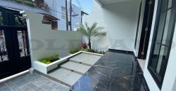 Kode : 18342 (Ad), Dijual rumah rawamangun, luas 105 meter (7×15 m2), Jakarta Timur