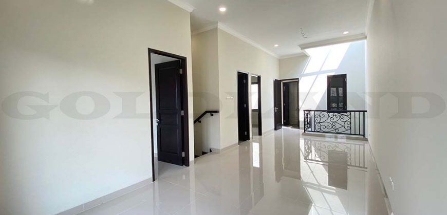 Kode : 18342 (Ad), Dijual rumah rawamangun, luas 105 meter (7×15 m2), Jakarta Timur