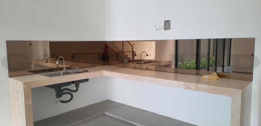 Kode : 17145 (Yl), Dijual rumah sunter, luas 102 meter (6×17 m2), Jakarta Utara