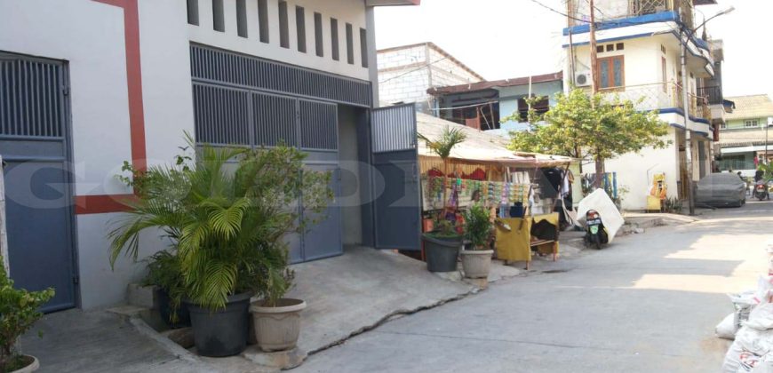 Kode : 18786 (Ad), Dijual rumah Sunter, luas 136 meter (6.8×20 m2),Jakarta Utara