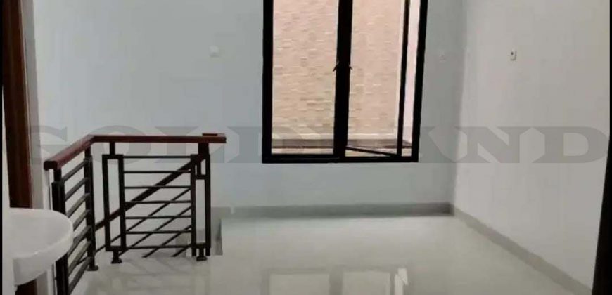 Kode : 18627 (Dj), Disewa rumah kelapa gading, luas 90 meter (6×15 m2), Jakarta Utara